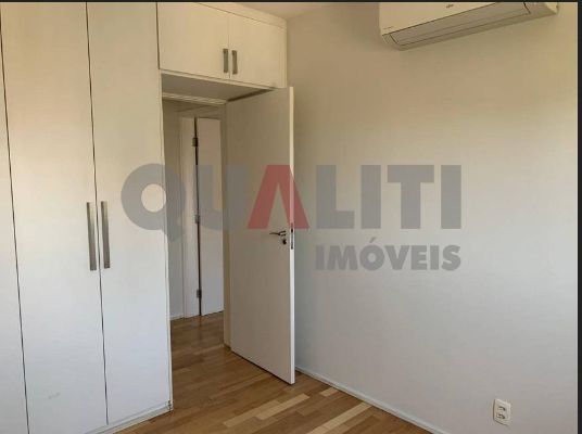 Apartamento para Venda com 76 m², 3 quartos e 2 banheiros em Moema
