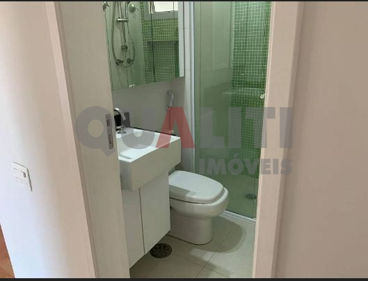 Apartamento para Venda com 76 m², 3 quartos e 2 banheiros em Moema