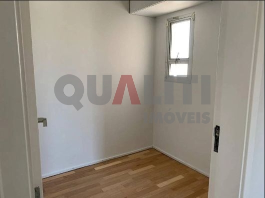 Apartamento para Venda com 76 m², 3 quartos e 2 banheiros em Moema