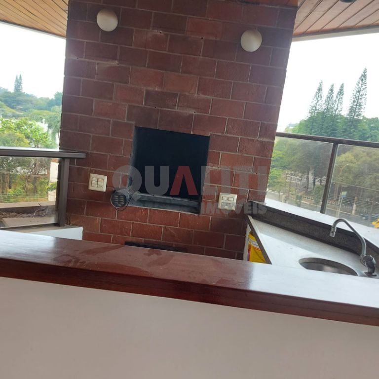 Apartamento com 280m² para Locação e Venda de alto padrão em Moema 4 quartos, 3 suítes, 4 vagas e piscina individual no apartamento.