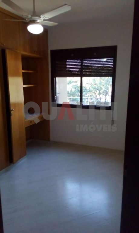 Apartamento com 280m² para Locação e Venda de alto padrão em Moema 4 quartos, 3 suítes, 4 vagas e piscina individual no apartamento.