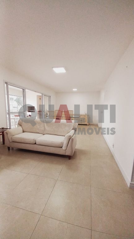 Apartamento com 123 m², 3 quartos , 1 suíte, varanda gourmet, em Condomínio Club para venda no Campo Belo