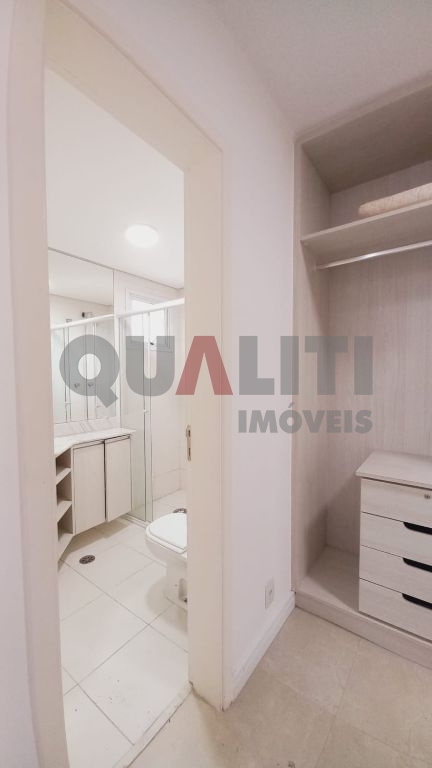 Apartamento com 123 m², 3 quartos , 1 suíte, varanda gourmet, em Condomínio Club para venda no Campo Belo