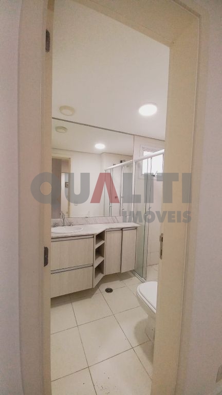 Apartamento com 123 m², 3 quartos , 1 suíte, varanda gourmet, em Condomínio Club para venda no Campo Belo