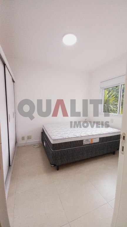 Apartamento com 123 m², 3 quartos , 1 suíte, varanda gourmet, em Condomínio Club para venda no Campo Belo