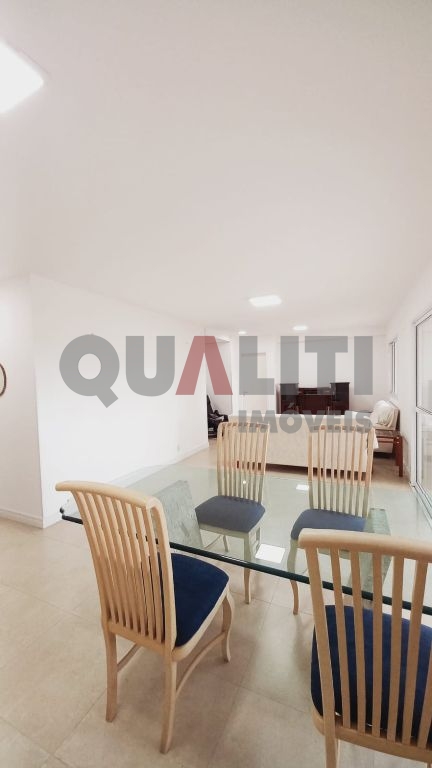 Apartamento com 123 m², 3 quartos , 1 suíte, varanda gourmet, em Condomínio Club para venda no Campo Belo