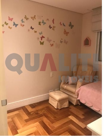 Venda de apartamento luxuoso em Moema Índios com 204 m², 4 quartos, 3 suítes, varanda gourmet e 3 vagas de garagem