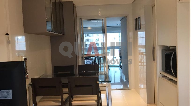 Venda de apartamento luxuoso em Moema Índios com 204 m², 4 quartos, 3 suítes, varanda gourmet e 3 vagas de garagem