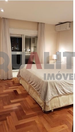 Venda de apartamento luxuoso em Moema Índios com 204 m², 4 quartos, 3 suítes, varanda gourmet e 3 vagas de garagem