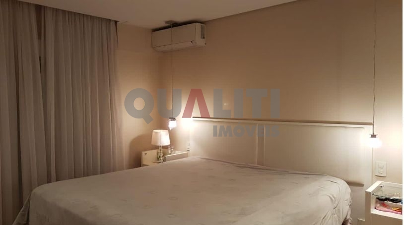 Venda de apartamento luxuoso em Moema Índios com 204 m², 4 quartos, 3 suítes, varanda gourmet e 3 vagas de garagem
