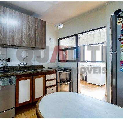 Apartamento para Venda com 125 m², 3 Quartos, 1 suíte, 2 vagas, varanda em Moema Índios.
