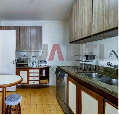 Apartamento para Venda com 125 m², 3 Quartos, 1 suíte, 2 vagas, varanda em Moema Índios.