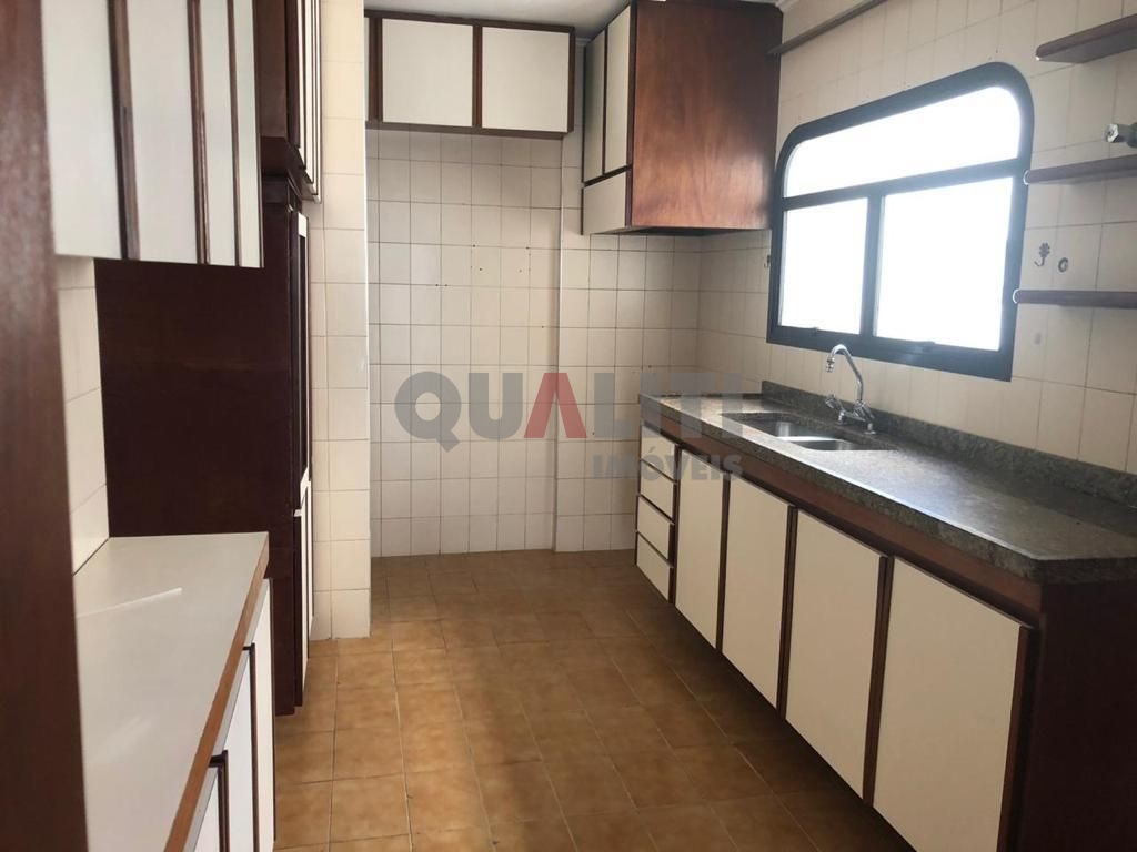 Apartamento para locação em Moema, fora da rota, com 110 m², 3 dormitórios, lavabo, terraço, lazer, 2 vagas, oportunidade!!