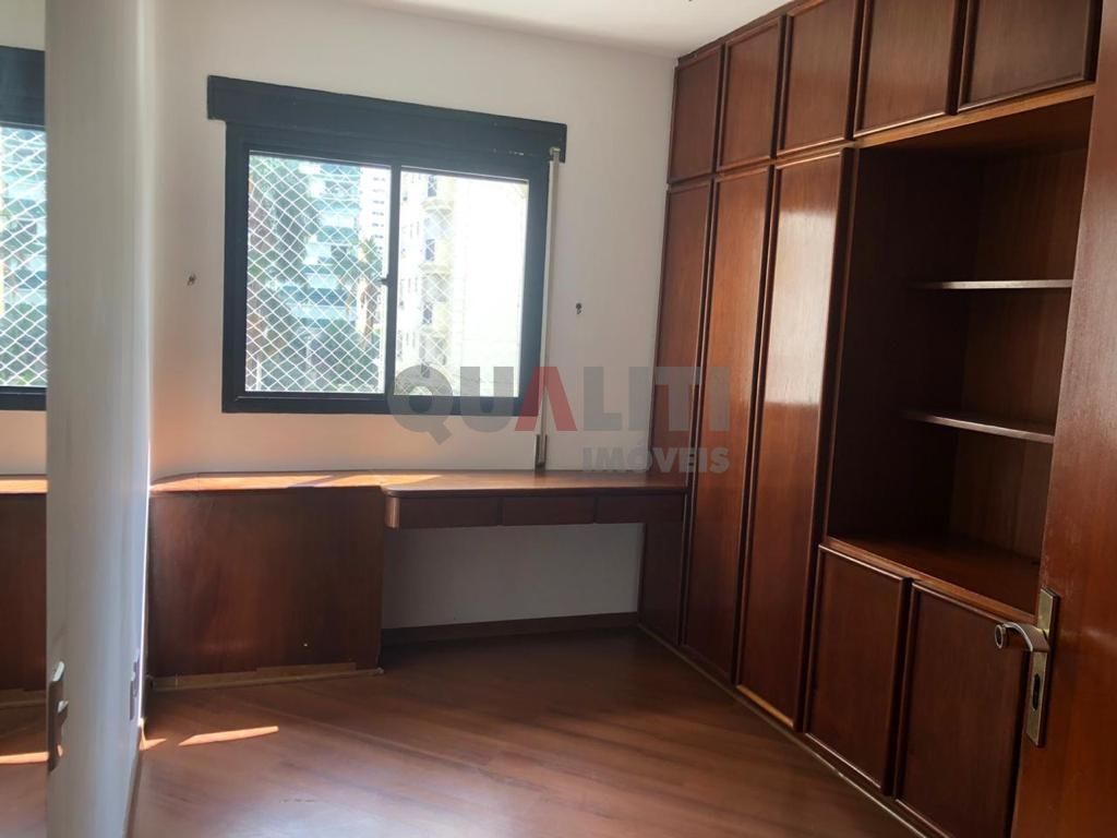 Apartamento para locação em Moema, fora da rota, com 110 m², 3 dormitórios, lavabo, terraço, lazer, 2 vagas, oportunidade!!