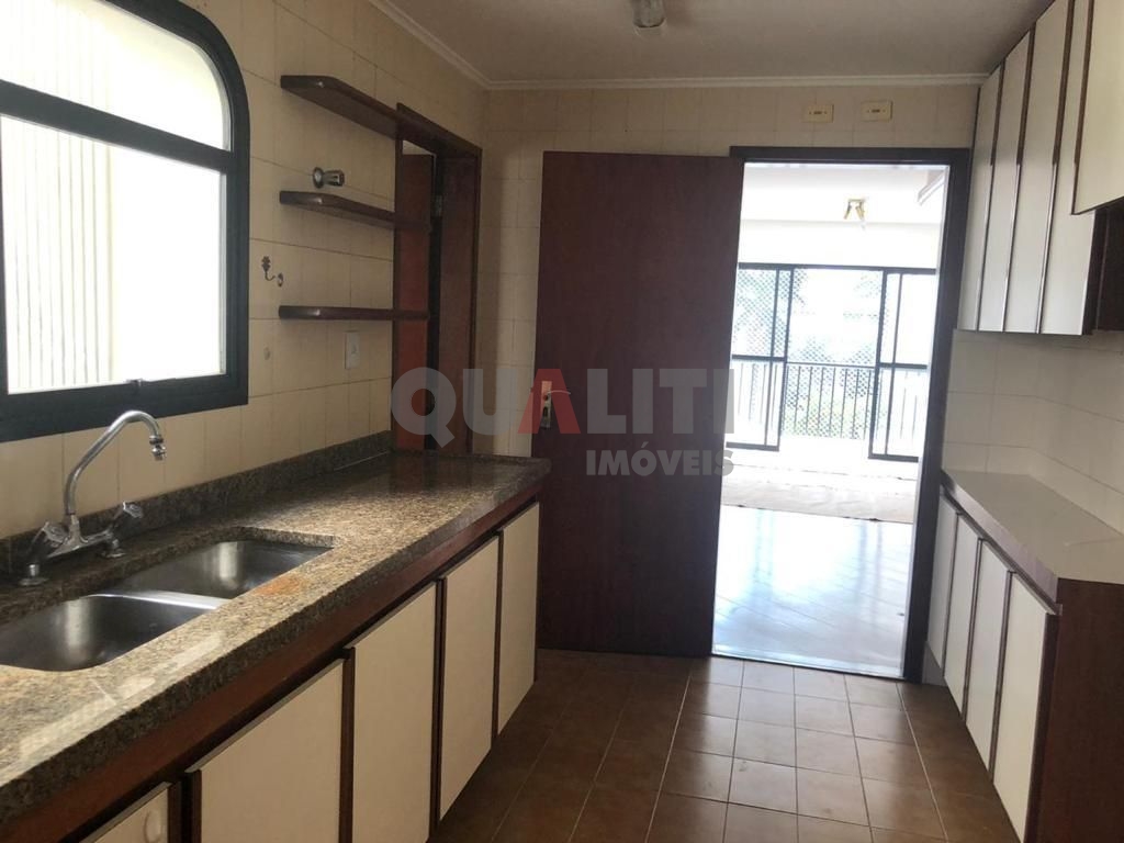 Apartamento para locação em Moema, fora da rota, com 110 m², 3 dormitórios, lavabo, terraço, lazer, 2 vagas, oportunidade!!