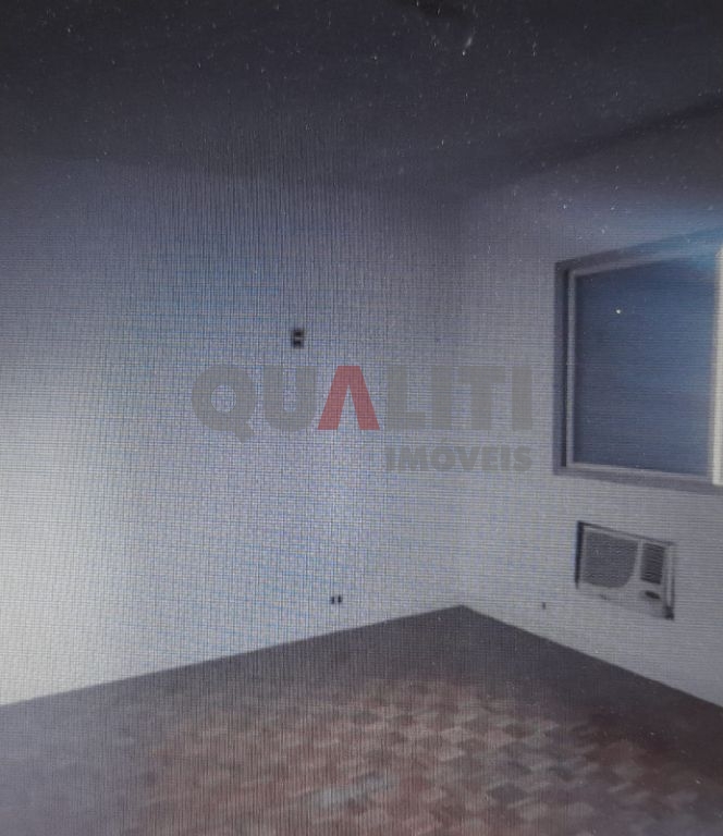 Casa sobrado Comercial para Locação 350 m², 4 quartos, 2 suítes, 2 cozinhas, 3 vagas no Itaim Bibi