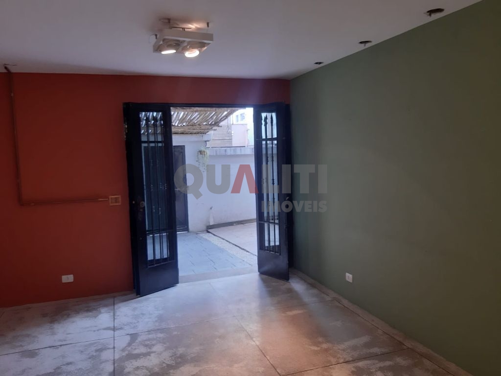Casa sobrado Comercial para Locação 350 m², 4 quartos, 2 suítes, 2 cozinhas, 3 vagas no Itaim Bibi