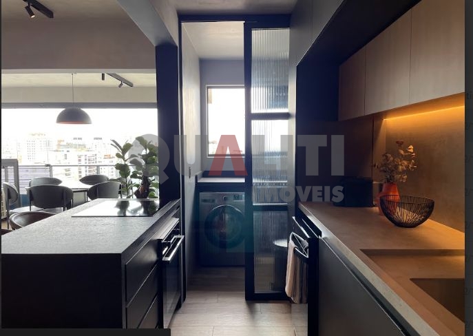 Apartamento alto padrão à venda com 73m², mobiliado, 1 quarto, 1 suíte e 1 vaga em Pinheiros.