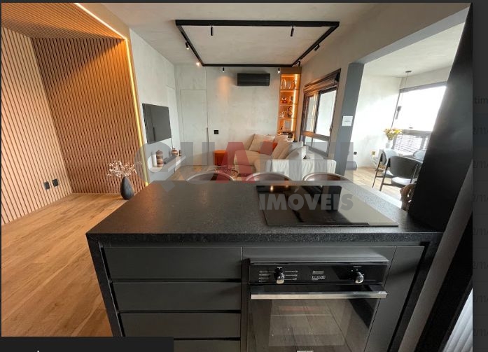 Apartamento alto padrão à venda com 73m², mobiliado, 1 quarto, 1 suíte e 1 vaga em Pinheiros.