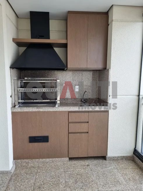 Apartamento para locação com 137 m², 3 suítes, 3 garagens em