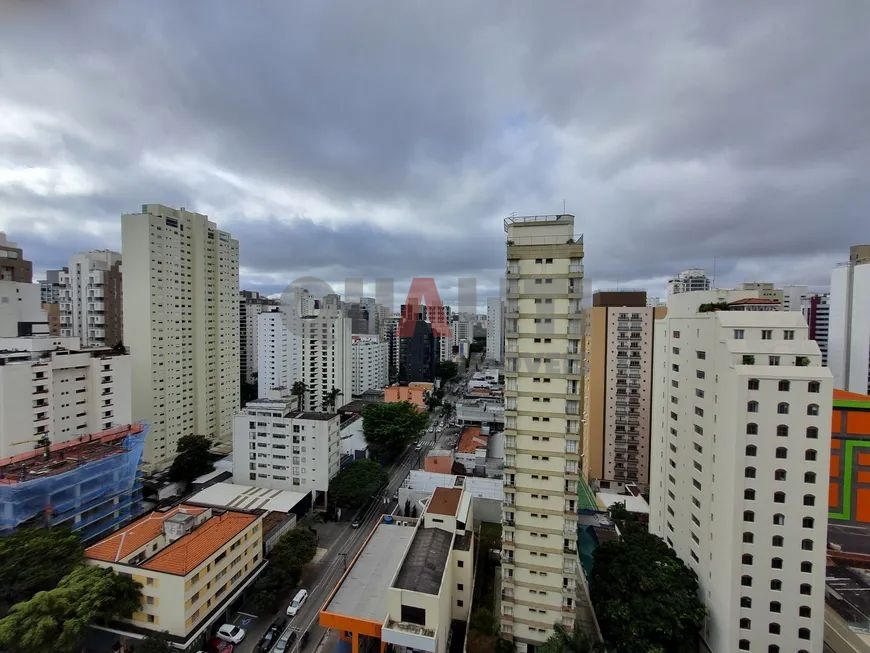Apartamento para locação com 137 m², 3 suítes, 3 garagens em
