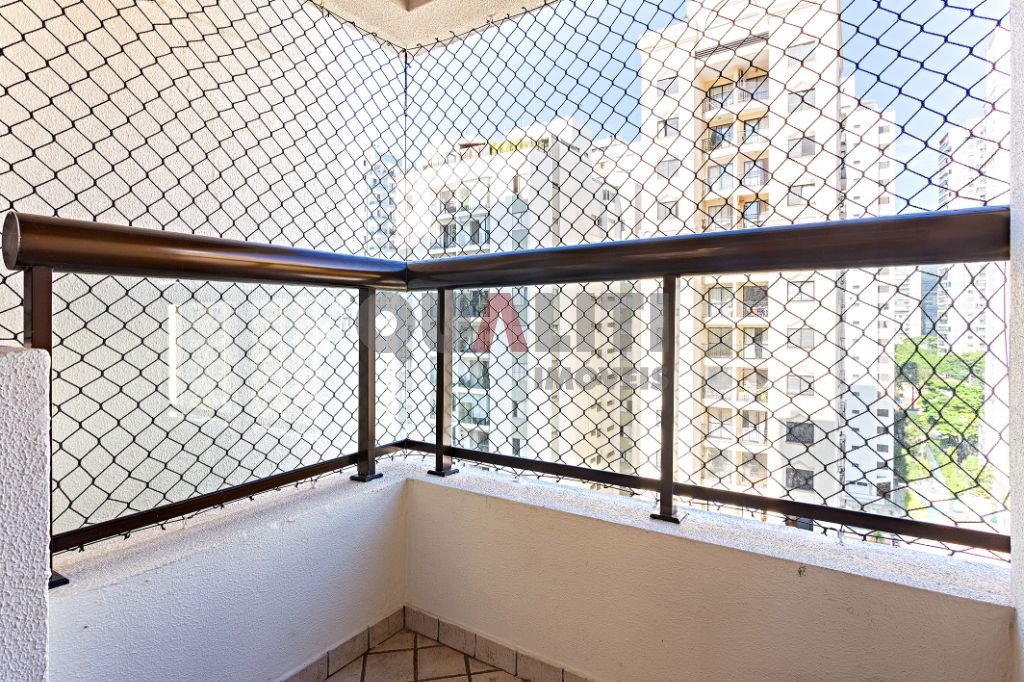 Apartamento com 75 m² para Venda com 2 quartos, 1 suíte, 3 banheiros, sacada, 2 vagas no Brooklin