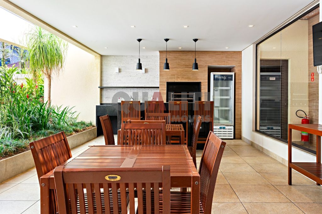 Apartamento com 75 m² para Venda com 2 quartos, 1 suíte, 3 banheiros, sacada, 2 vagas no Brooklin
