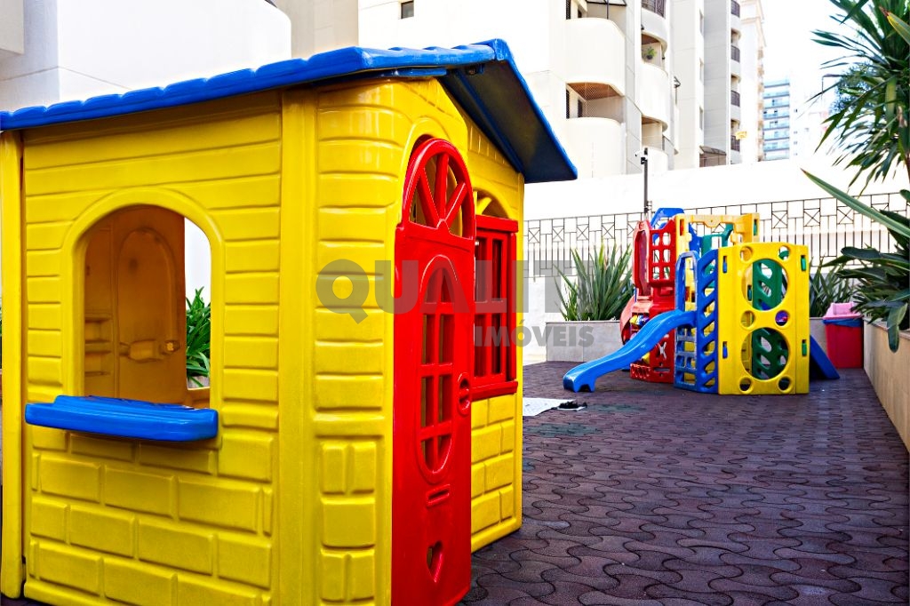 Apartamento com 75 m² para Venda com 2 quartos, 1 suíte, 3 banheiros, sacada, 2 vagas no Brooklin