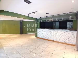Comercial em frente ao lago — foto 4