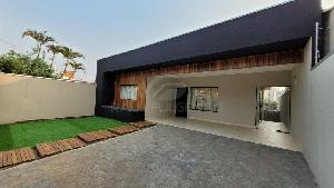 Casa a Venda | Piscina | 3 dormitórios | 1 suíte |. Foto 2