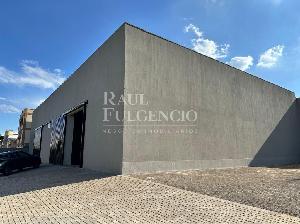 Barracão com 300m²  para alugar na Vila Ziober, Londrina. Foto 5