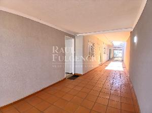 Casa para alugar com 4 quartos em Londrina. Foto 4
