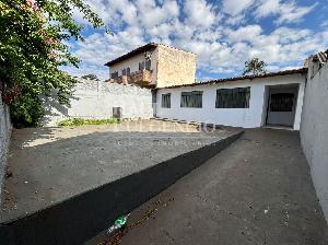 Oportunidade no Jd Claudia - Amplo Imóvel - Casa na Zona Sul para Locação - 3 quartos - Dois espaços de quintal. Foto 3