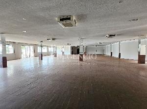 Comercial próximo a Tiradentes — foto 2