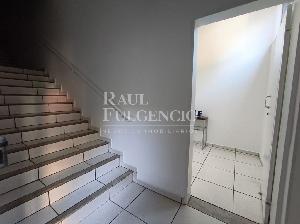 Prédio comercial no centro. Foto 4