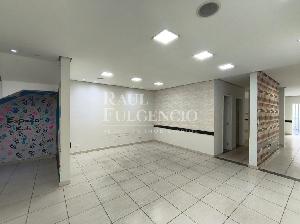 Casa Comercial para alugar no Centro de Londrina. Foto 3