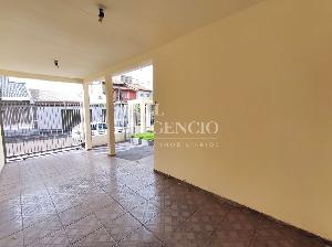 Casa para Alugar com 3 quartos em Londrina. Foto 3