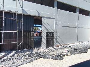 Barracão/Loja para alugar em Londrina em Avenida. Foto 3