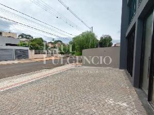Loja Nova próximo ao Lago Igapó. Foto 4