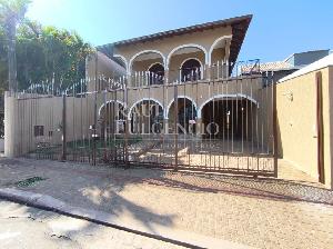 Casa residencial ou comercial para alugar região central de Londrina. Foto 2