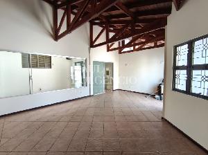 Casa para alugar no bairro Universitário em Londrina. Foto 3