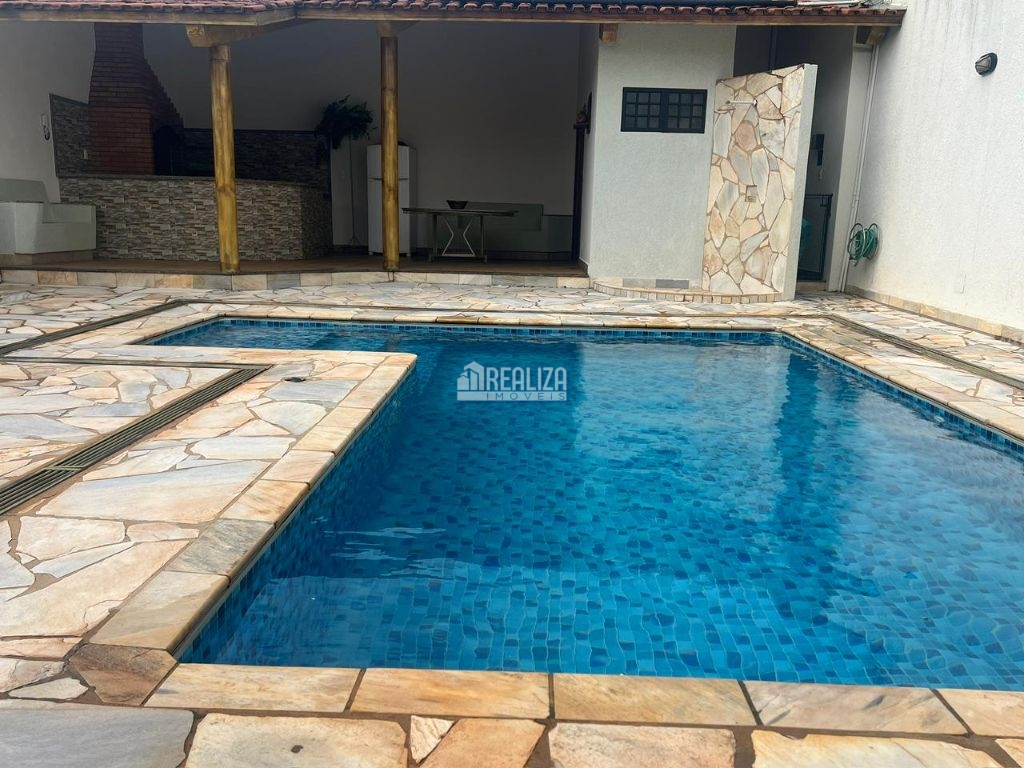 Casa de 4 quartos, 240m² no bairro Vila Celeste, em Uberaba | Eu Corretor