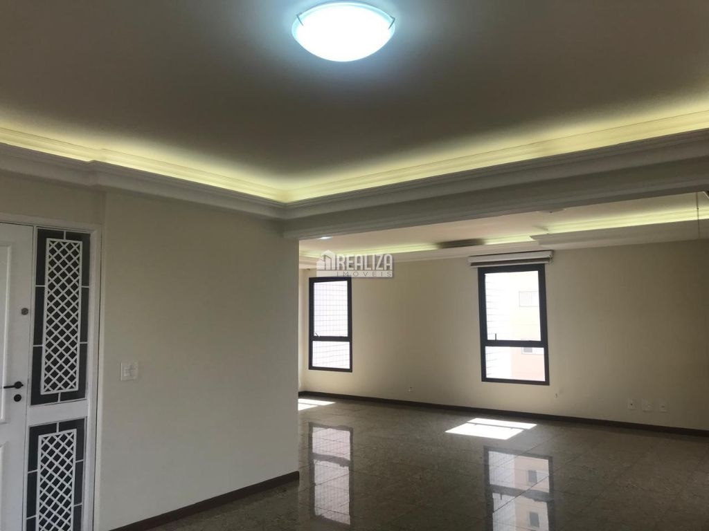 Apartamento de 3 quartos, 212m² no bairro Mercês, em Uberaba | Eu Corretor