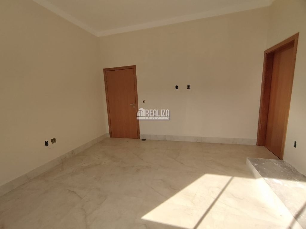 Casa, 3 quartos, 310 m² - Foto 5