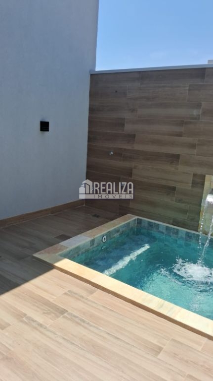 Casa de Condomínio de 3 quartos, 180m² no bairro Estância dos Ipês, em Uberaba | Eu Corretor