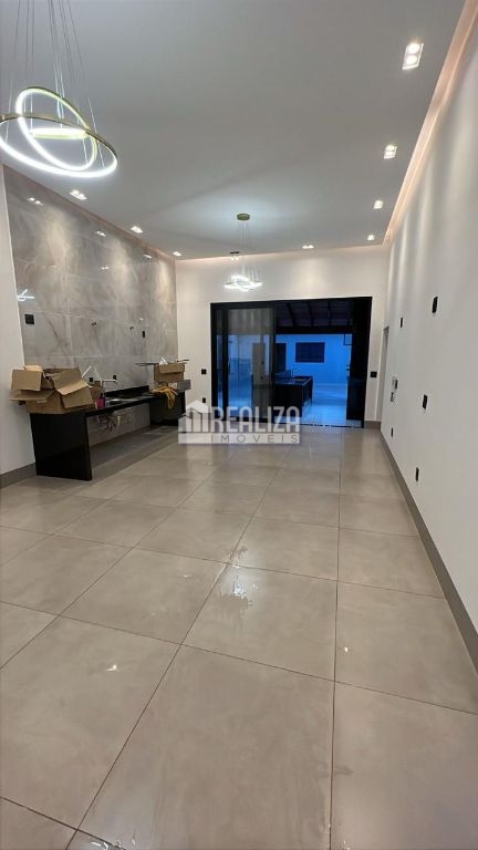 Casa, 4 quartos, 245 m² - Foto 2