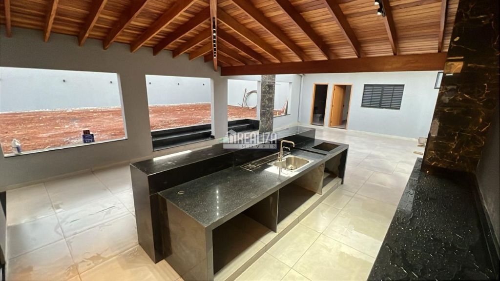Casa, 4 quartos, 245 m² - Foto 3