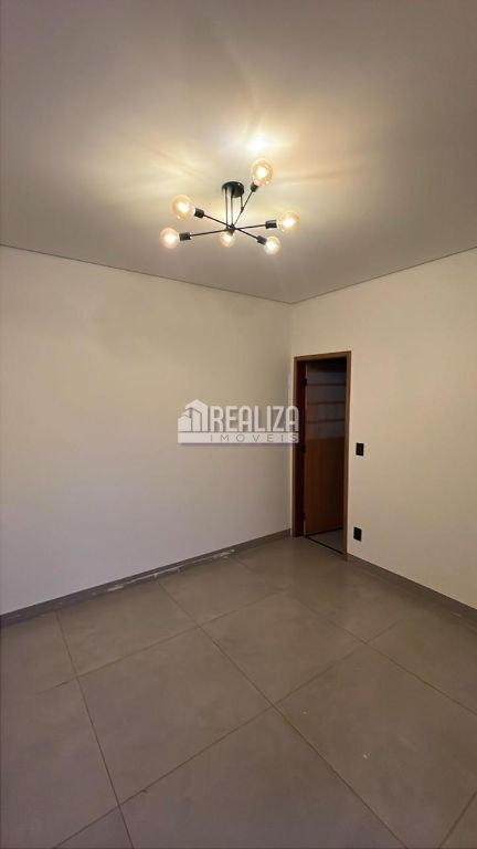 Casa, 4 quartos, 245 m² - Foto 15