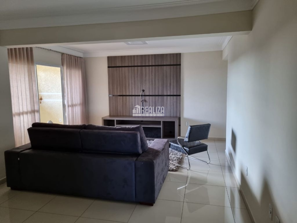 Apartamento, 3 quartos, 160 m² - Foto 2