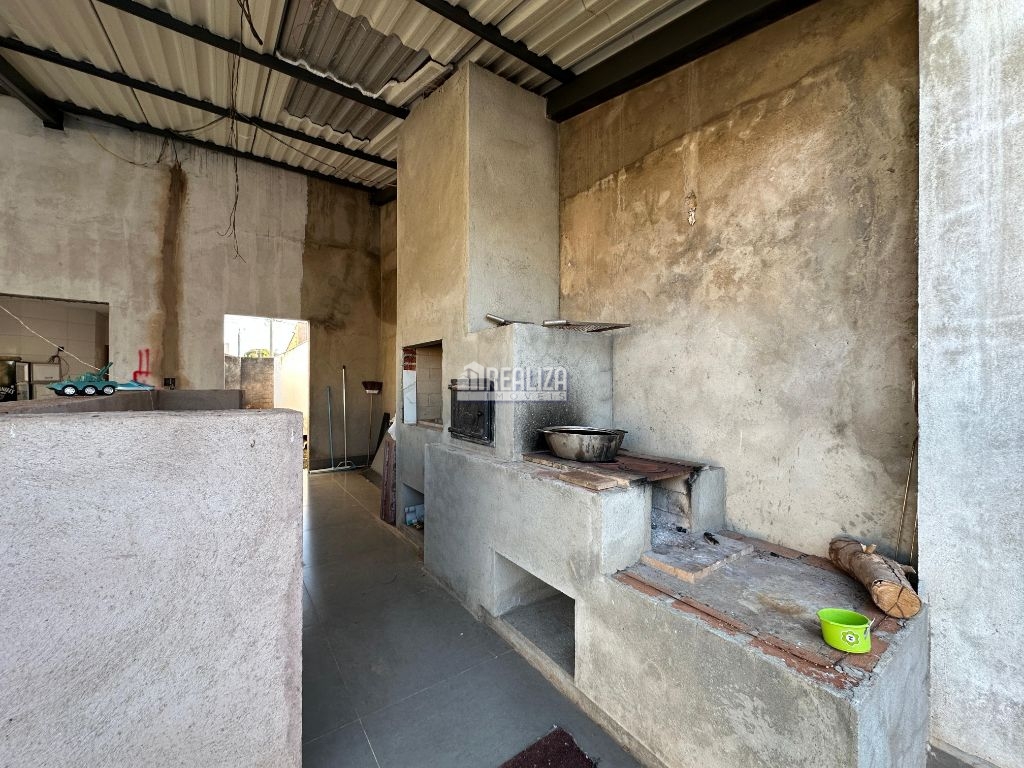 Casa de 4 quartos, 440m² no bairro Jardim do Lago, em Uberaba | Eu Corretor